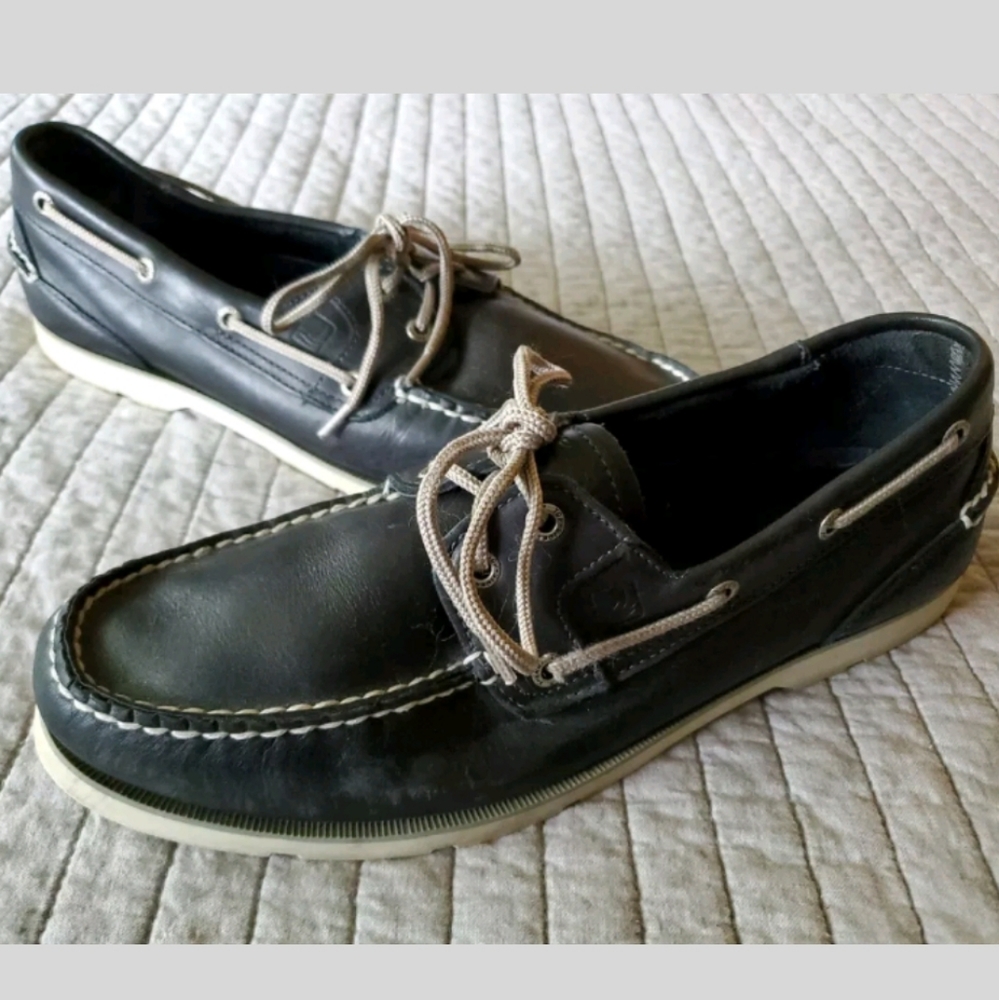 Sperry Top-Sider Leeward 2-Eye Navy Shoe MSRP $95